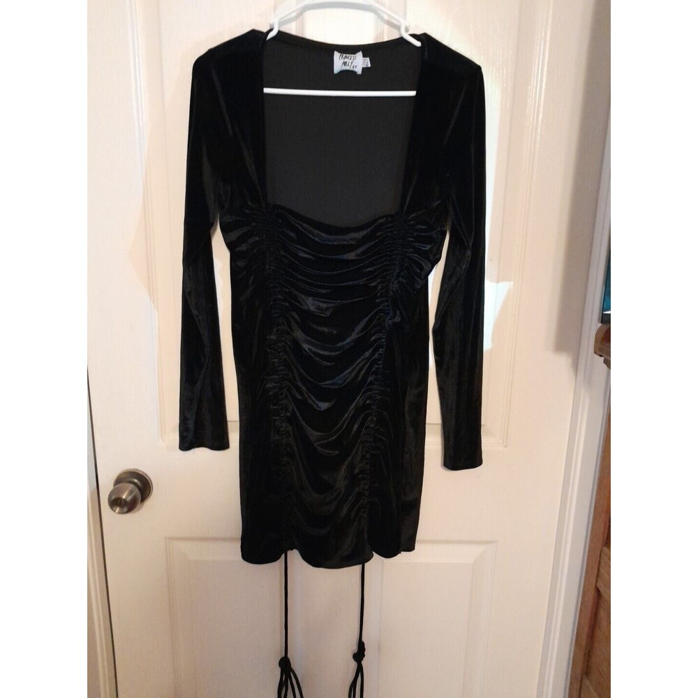 Princess Polly Women’s Bodycon Gathered With Ties  Black Dress. Size 10. B50